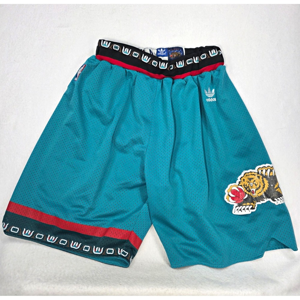 Vintage Adidas Memphis / Vancouver Grizzlies Hardwood Classics Shorts Teal M